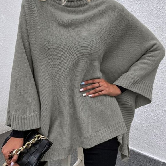Turtleneck Batwing Sleeve Knit PonchO - Picture 4 of 7